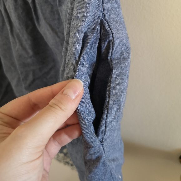 Forever 21 Large eyelet chambray skirt - Picture 5 of 9